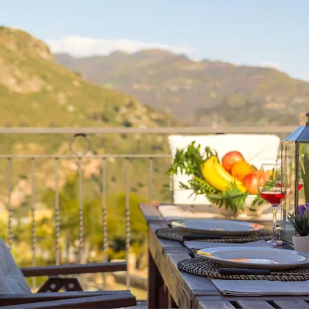 Appartamento Haus Des Grossvaters In By Interhome Taormina